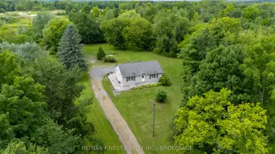 695 Westport Road, Frontenac, On K0h 1t0