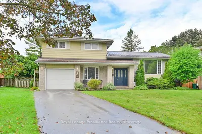 8 Panter Circle, Belleville, On K8p 4s7