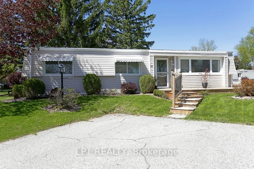 25 Maple Grove Road, South Huron, On N0m 1t0