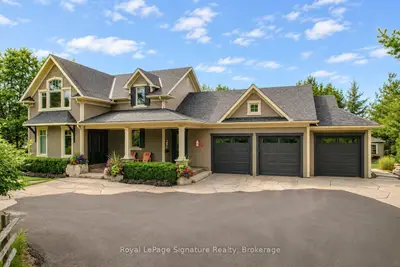 376 Sunset Boulevard, Blue Mountains, On N0h 2p0