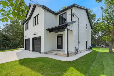 117 James Street, North Middlesex, On N0m 1a0