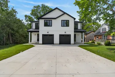 117 James Street, North Middlesex, On N0m 1a0