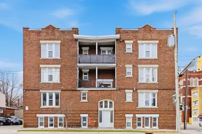 120 Sherman Avenue S 9, Hamilton, On L8m 2p9