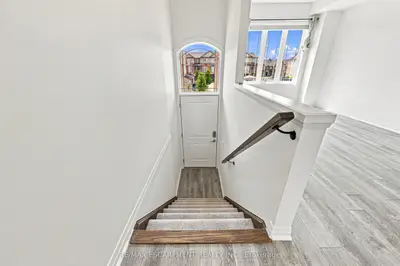 94 Laguna Village Crescent, Hamilton, On L0r 1p0