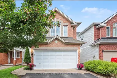 45 Coleridge Street, Carlington - Central Park, On K2c 4g2