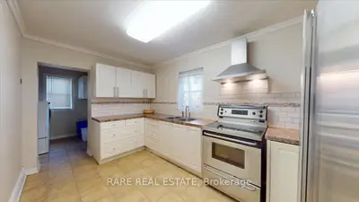 8 Balsam Avenue N 1, Hamilton, On L8l 6y2