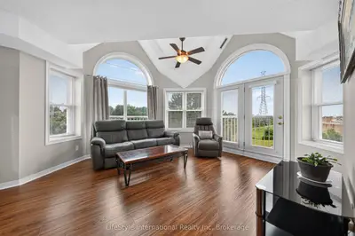208 Silvercreek Parkway N 307, Guelph, On N1h 8h2