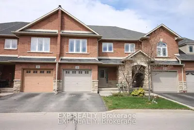 22 Geranium Avenue N, Hamilton, On L0r 1p0