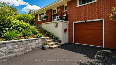1031 Eagle Drive, London South, On N5z 3h4