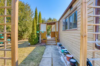 54 First Avenue, Wellington North, On N0g 1a0