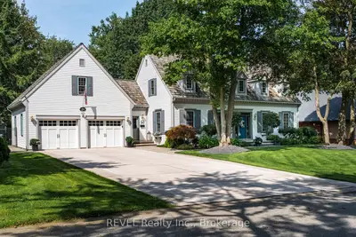 34 Lorimer Street, Pelham, On L0s 1e3