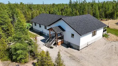 107 Whiskey Harbour Road, Northern Bruce Peninsula, On N0h 2t0