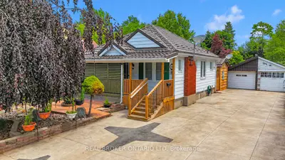 74 Sterling Street, London East, On N5y 1y7