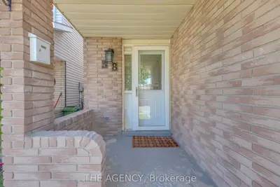 38 Athenia Drive, Hamilton, On L8j 1s6