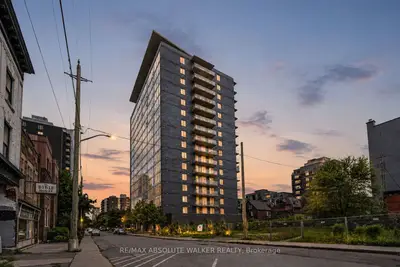 300 Lisgar Street 810, Ottawa Centre, On K2p 0e2