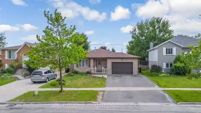 42 Newbury Drive, Kitchener, On N2n 2x6