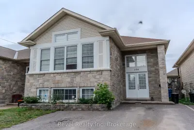 156 Greenwood Avenue, North Bay, On P1b 5e9
