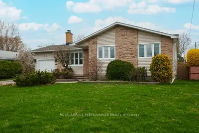401 Phoenix Crescent, Orleans - Cumberland And Area, On K1e 1v6