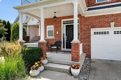 3 Black Walnut Common, St. Catharines, On L2s 4c8