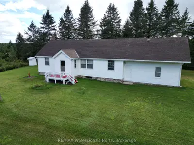 1418 Sedgwick Road, Minden Hills, On K0m 2k0