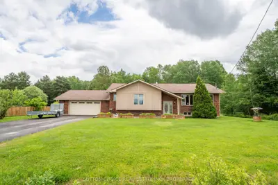 246 YONGE Street, Bonfield, ON P0H 1E0