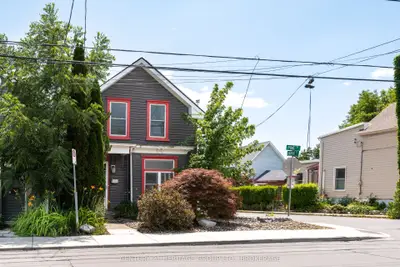 18 Pine Street, Kingston, On K7k 1w1