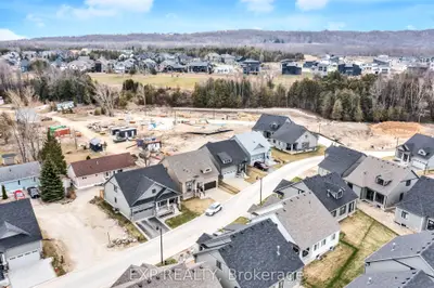 156 Schooners Lane, Blue Mountains, On N0h 2p0