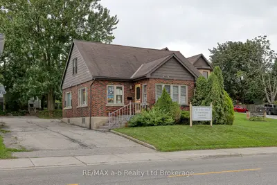 77 Charles Street W, Ingersoll, On N5c 2l7