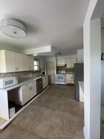 154 Weber Street N Main, Waterloo, On N2j 3h1