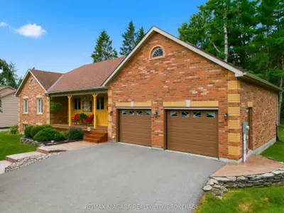 115 Pinewood Boulevard, Kawartha Lakes, On K0m 2t0