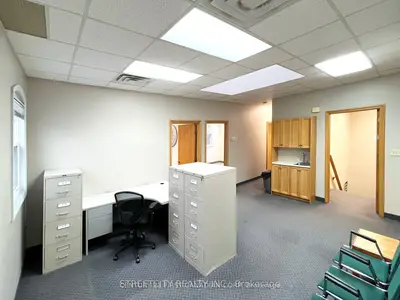 309 Commissioners Road W A, London South, On N6y 1y4