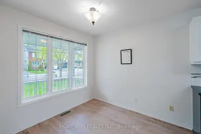182 Windhurst Drive, Barrhaven, On K2g 6j4