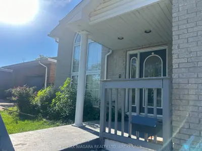 11 Ursula Avenue Unit # Main Floor, St. Catharines, On L2t 1s9