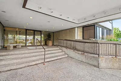 1171 Ambleside Drive 1112, Woodroffe, On K2b 8e1