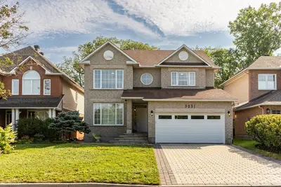 Detached in Blossom Park - Airport and Area