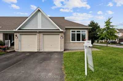 538 Silverbell Crescent, Blossom Park - Airport And Area, On K1t 0p1
