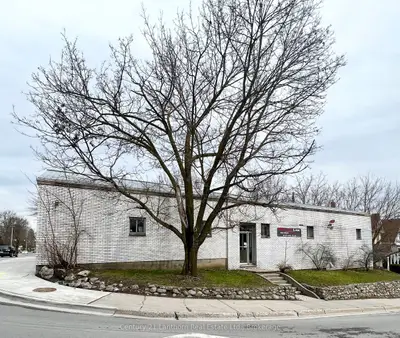 316 Picton Main Street, Prince Edward County, On K0k 2t0