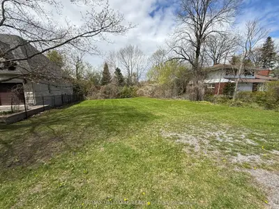 95 Dorothea Drive, Billings Bridge - Riverside Park And Area, On K1v 7c6
