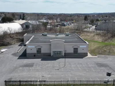 2747 Chamberland Street, Clarence-rockland, On K4k 0b2
