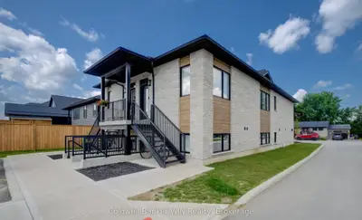 440 Wellington Street E 3, Wellington North, On N0g 2l2