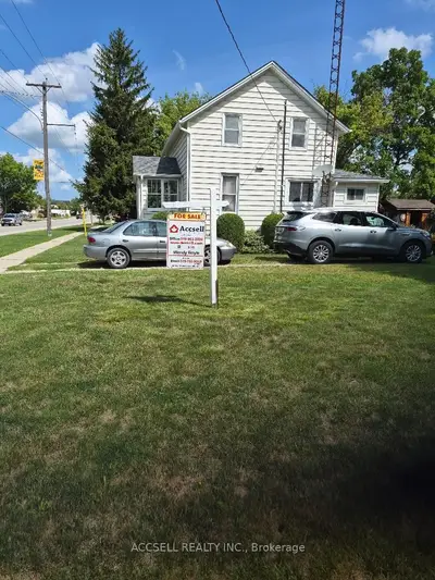 545 Broadway Street N, Plympton-wyoming, On N0n 1t0