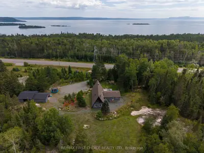 1950 Lakeshore Drive, Shuniah, On P7a 0l3