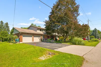142 Carson Drive, Kitchener, On N2b 2z2