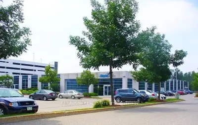 615 Kumpf Drive 400, Waterloo, On N2v 1k8