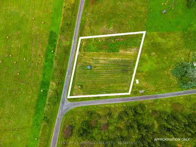 7 Hunt Club Lane, Frontenac Islands, On K0h 2y0
