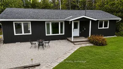 7221 6 Highway, Northern Bruce Peninsula, On N0h 2r0