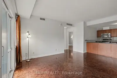 165 Waterbridge Drive 7, Barrhaven, On K2g 7g3