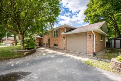 29 Carriage Crescent, North Bay, On P1c 1g5