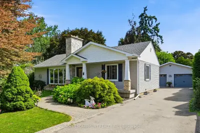 6 Kerman Avenue, Grimsby, On L3m 3w4