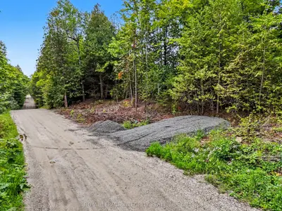 326 Wardens Road, Lanark Highlands, On K0a 1p0